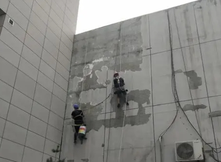怀化市楼顶漏水维修公司分享下怀化市外墙防水的注意事项